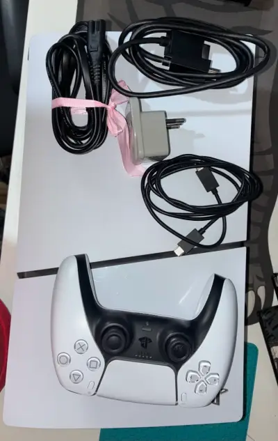 Consola PlayStation 5 con control - miniatura 6