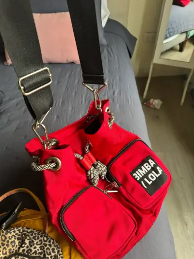 Mochila roja Bimba y Lola con correas ajustables - miniatura 1