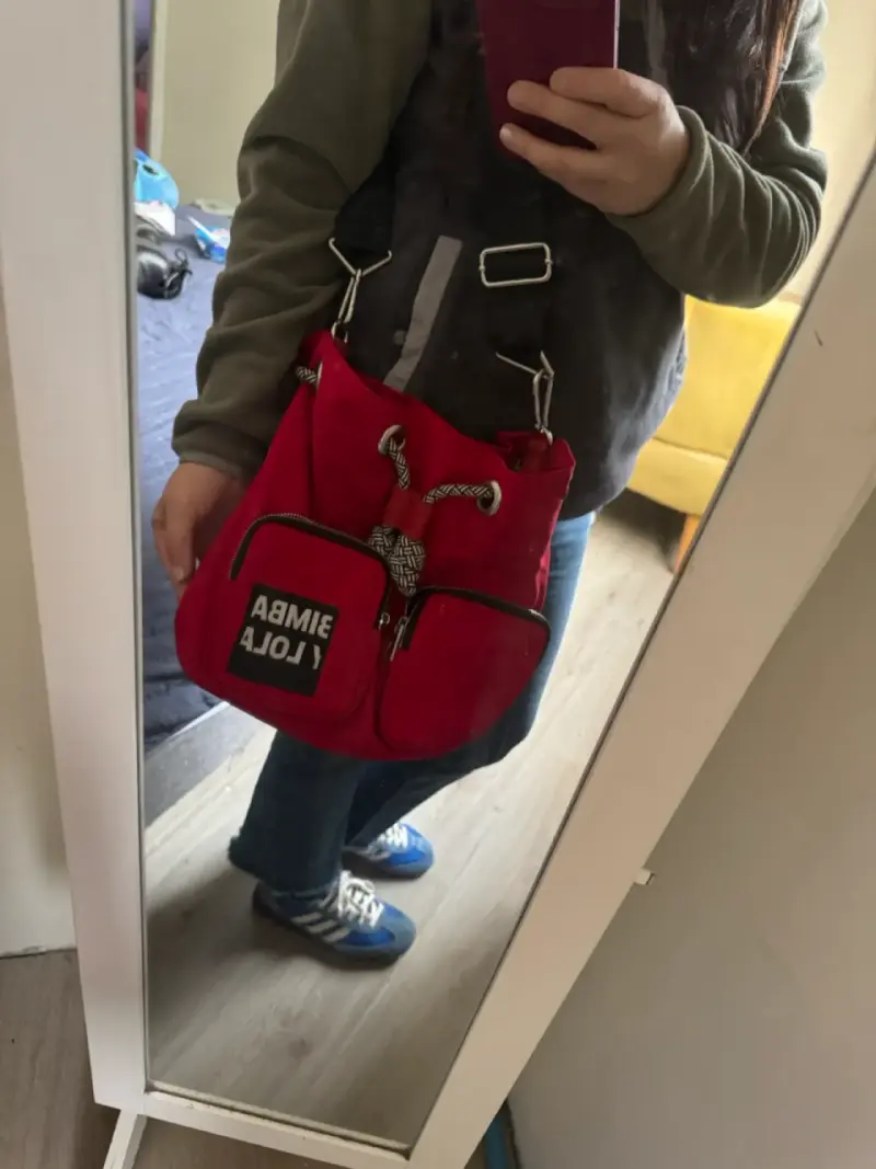 Mochila roja Bimba y Lola con correas ajustables - 2