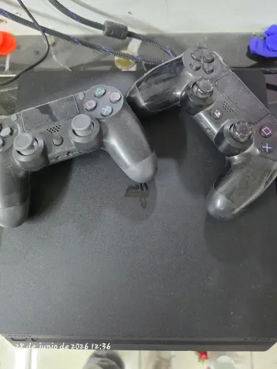 Consola PS4 con juegos incluidos - miniatura 2