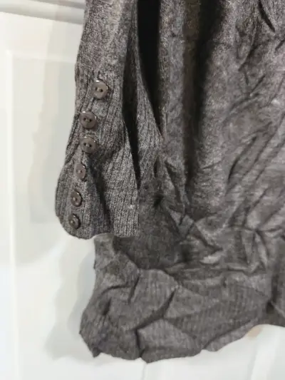 Suéter gris con cuello alto Debra Morgan - miniatura 2