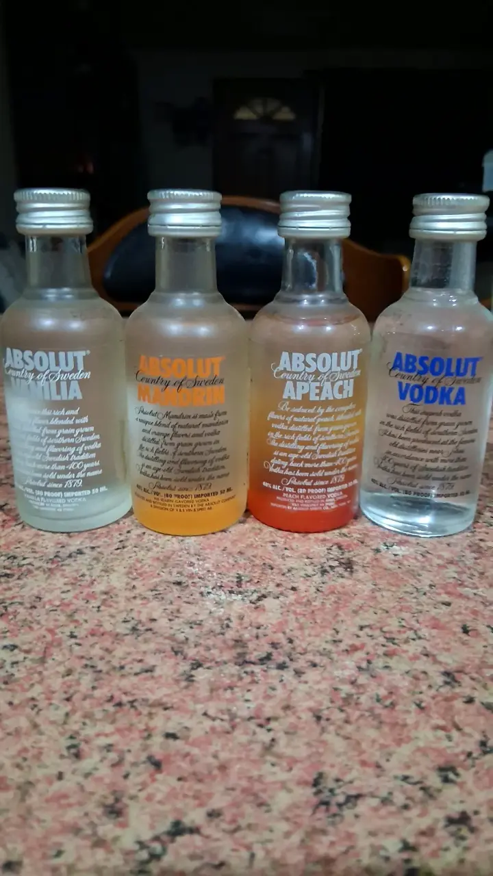 Set de mini botellas Absolut Vodka sabores