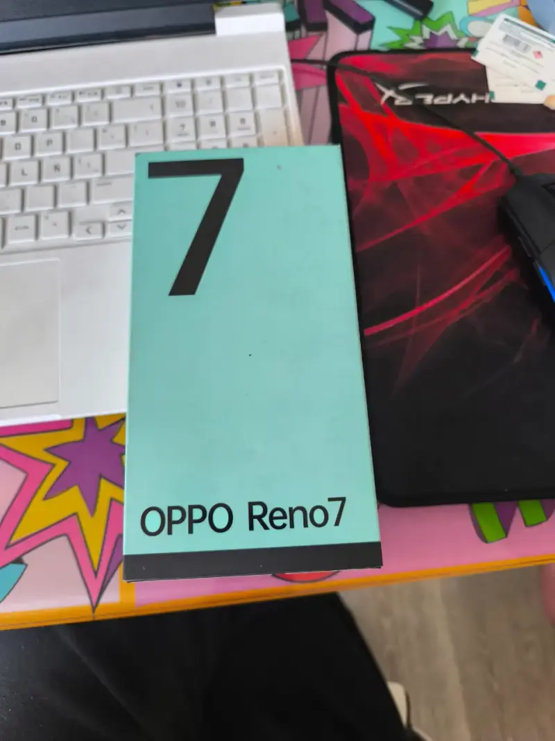 Smartphone con pantalla dañada para repuestos - 3