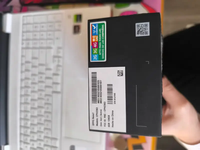 Smartphone con pantalla dañada para repuestos - 5