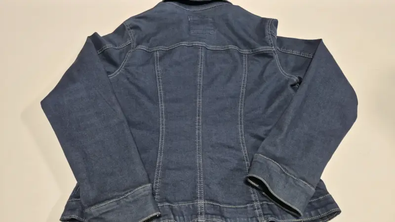 Chaqueta de mezclilla azul para mujer - 4