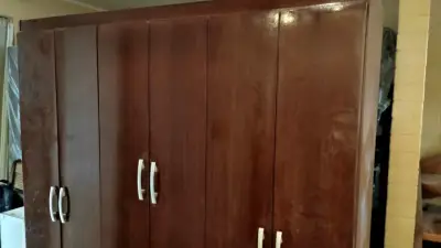 Clóset de madera - miniatura 4
