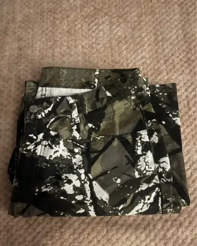 Pantalones camuflados - miniatura 3