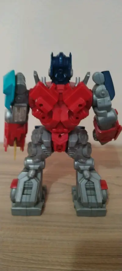 Figura Optimus Prime Transformers - miniatura 2