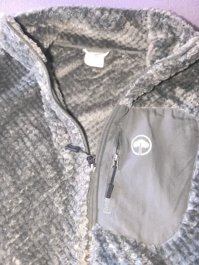 Polar gris con bolsillo extra suave llaima - miniatura 2