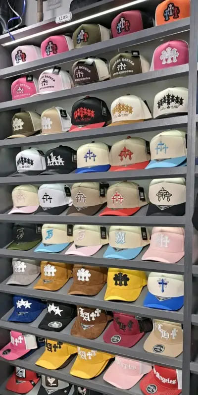 Gorras deportivas con logos bordados - miniatura 3