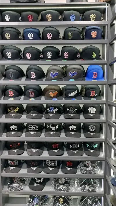 Gorras deportivas con logos bordados - miniatura 5