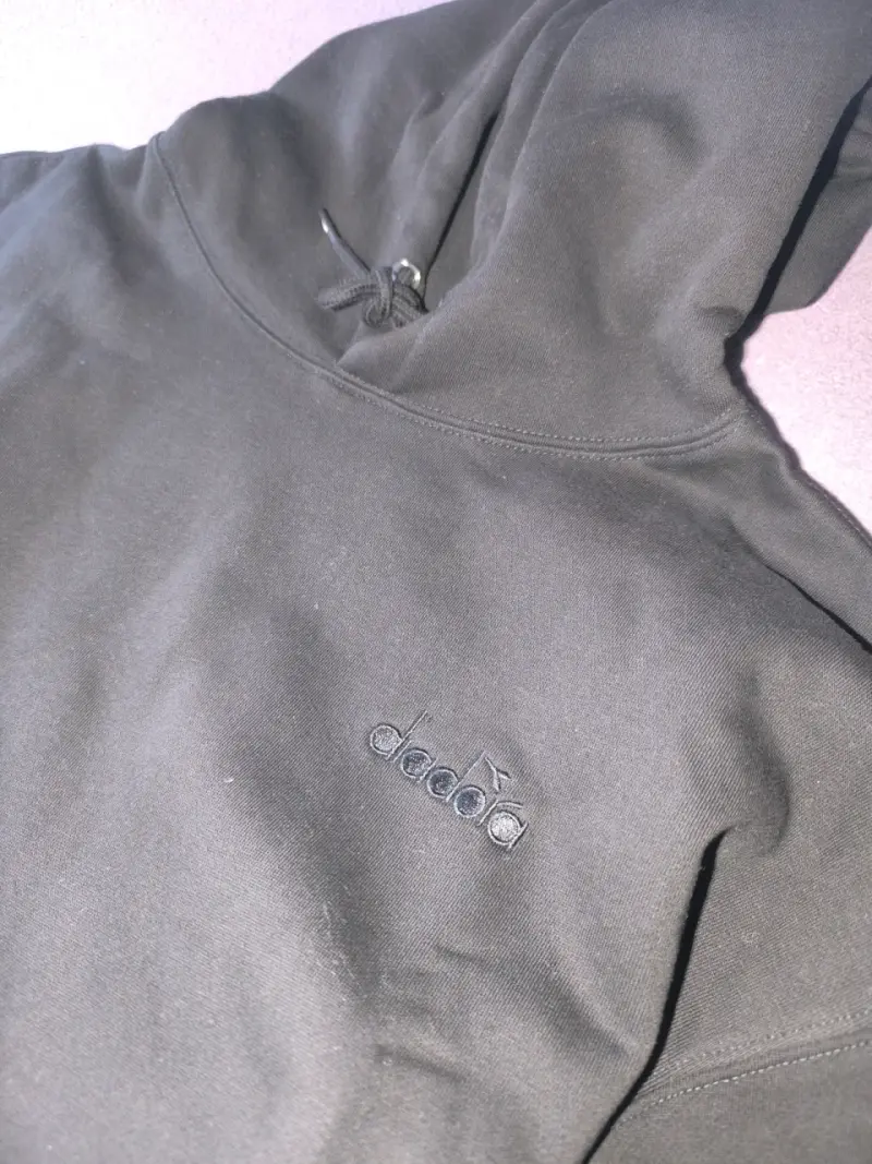 Polerón negro diadora con capucha, nuevo - 5