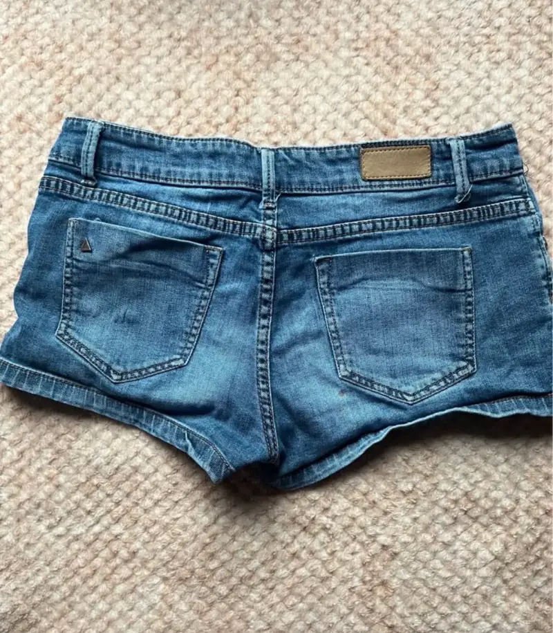Shorts tiro bajo de mezclilla - 2