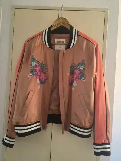 Chaqueta bomber Mossimo floral bordada - miniatura 1