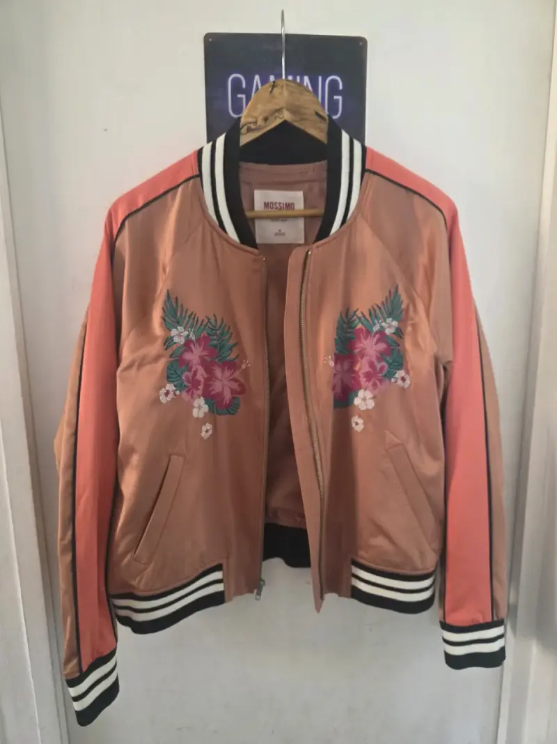 Chaqueta bomber Mossimo floral bordada - 5