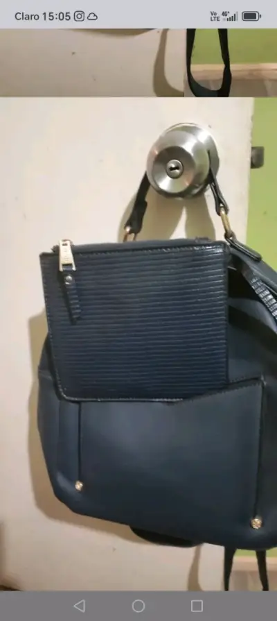 Mochila de cuero azul con bolsillo frontal - miniatura 1