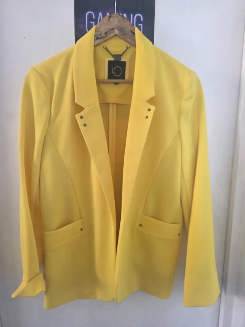 Blazer amarillo vibrante para mujer - 4
