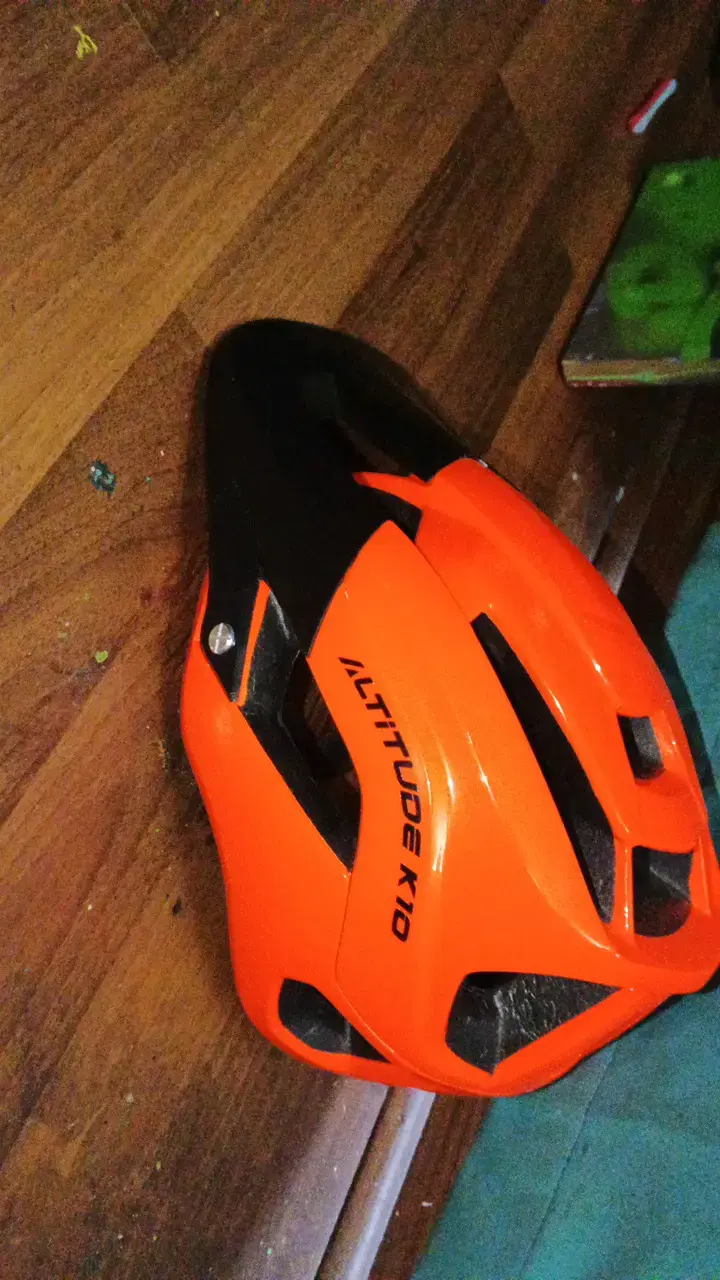Casco de ciclismo naranja y negro - 5