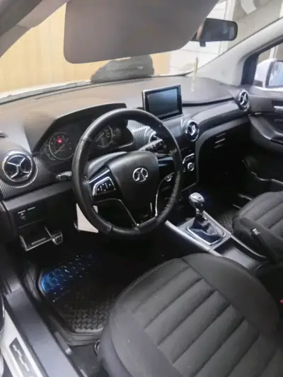 SUV Baic x25 2018 - miniatura 2