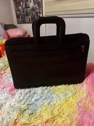 Maletín ejecutivo de cuero marrón - miniatura 1