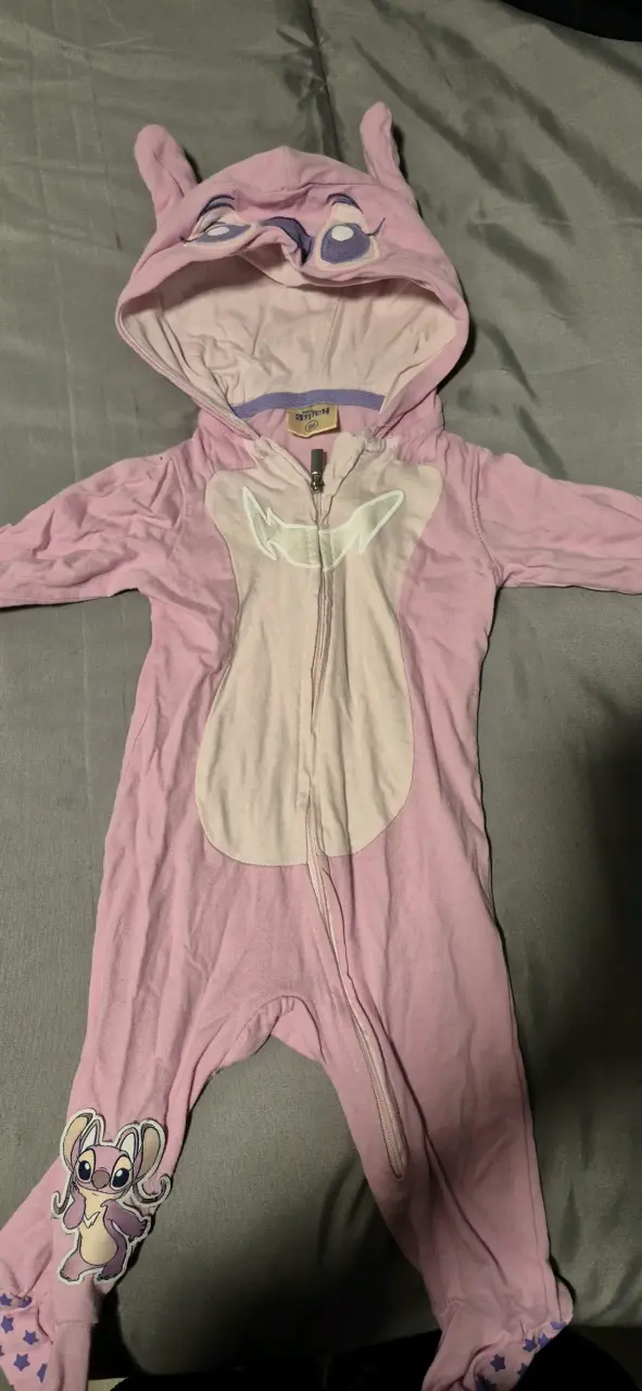 Enterito de bebé stich rosado
