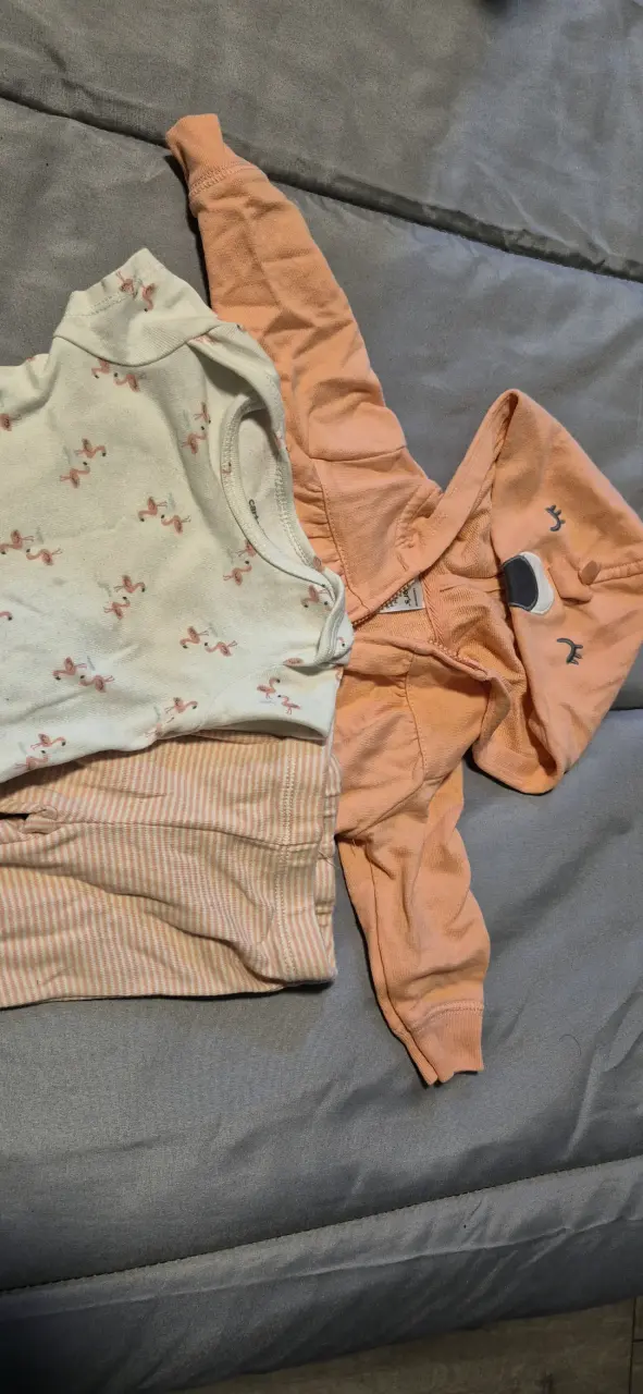 Conjunto de ropa para bebé con estampado