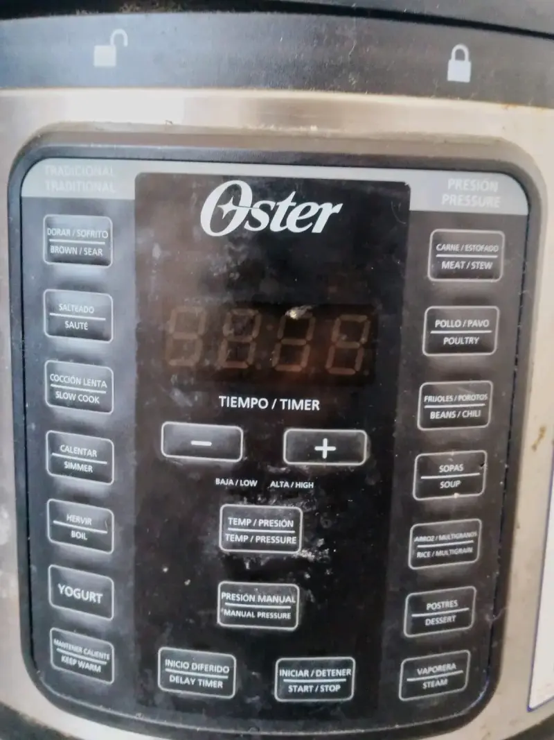 Olla multifuncional Oster 7.5L biocerámica - 3