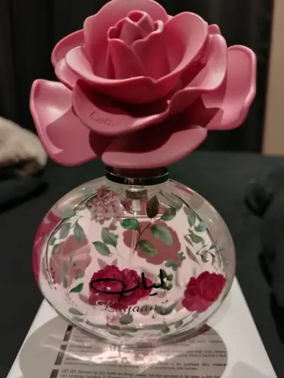 Perfume Lattafa Layaan para mujer - miniatura 2