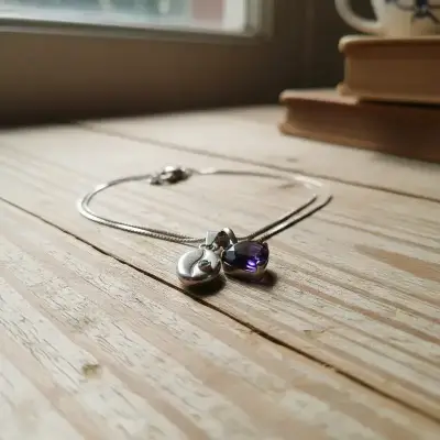 Collar de plata con dije de corazón & Grano Café - miniatura 1