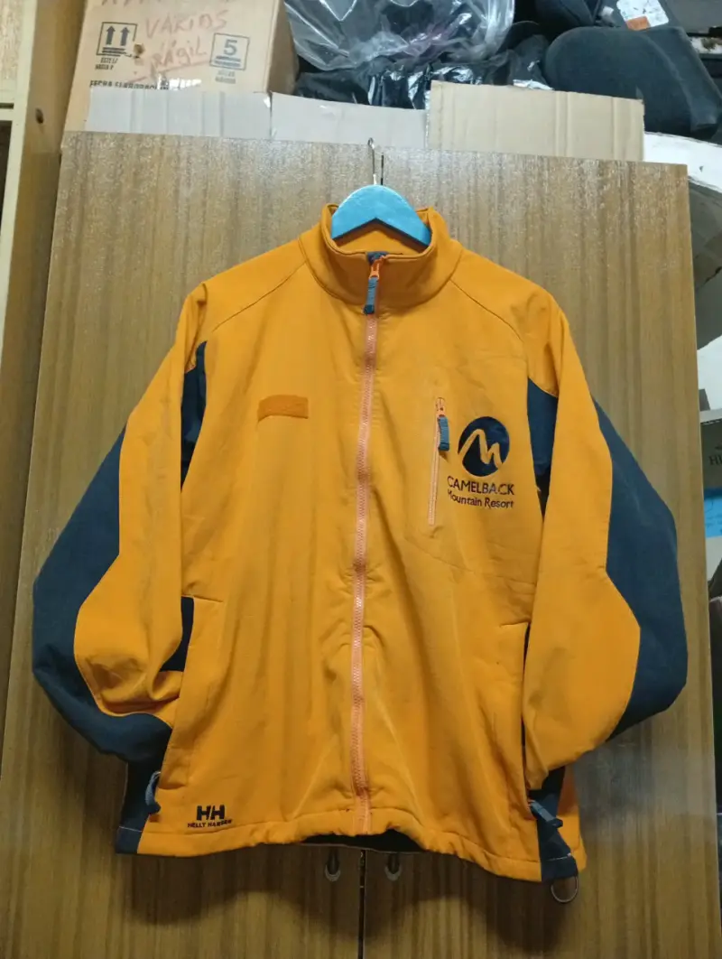 Chaqueta Helly Hansen naranja y gris - 1