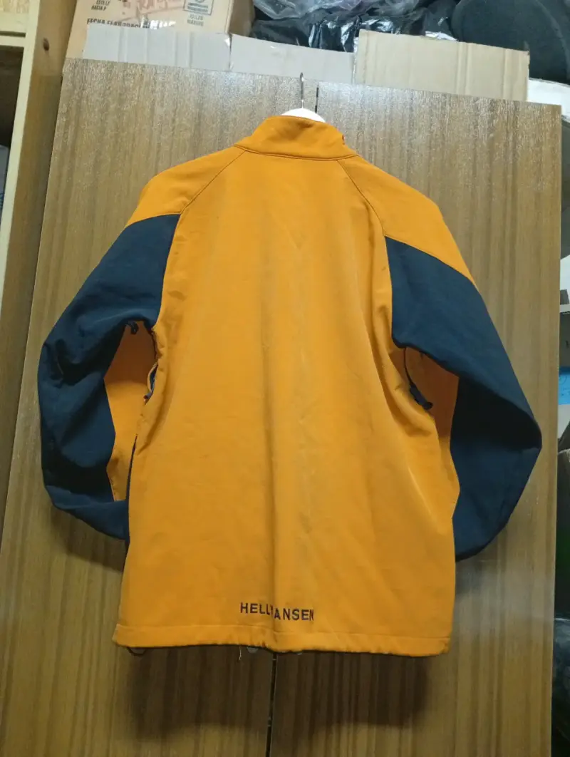 Chaqueta Helly Hansen naranja y gris - 2