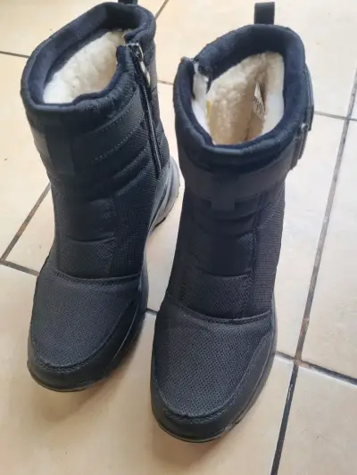 Botas de invierno negras con forro térmico - miniatura 3