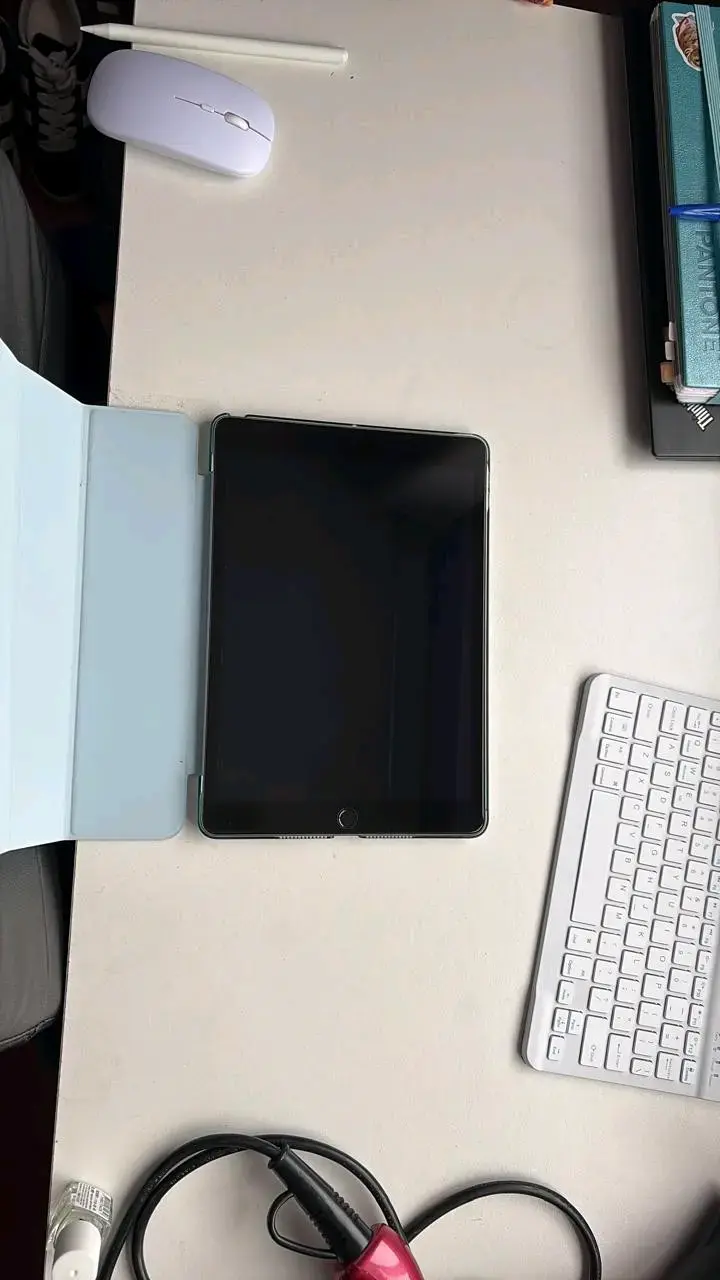 IPAD 9,64 GB DE MEMORIA Y 3 GB DE RAM - 3