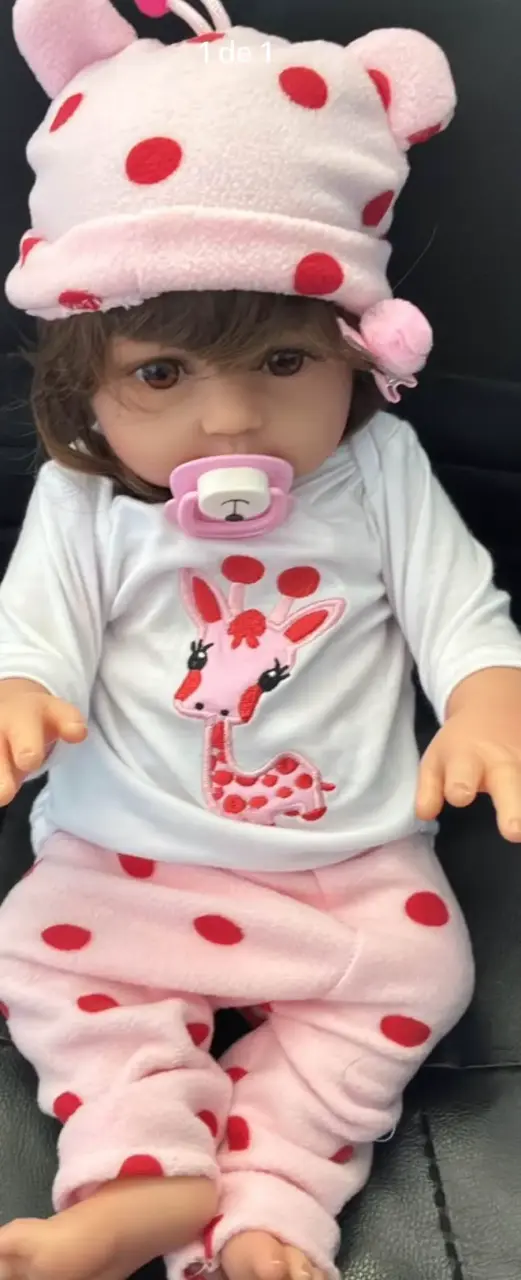 Muñeca bebé con chupete y pijama - 2