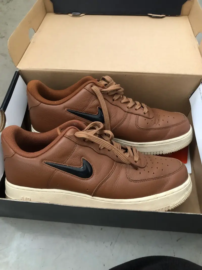 Zapatillas Nike Air Force 1 marrón cuero - 2