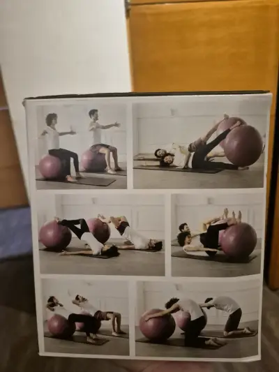 Pelota de ejercicio para yoga y pilates - miniatura 1