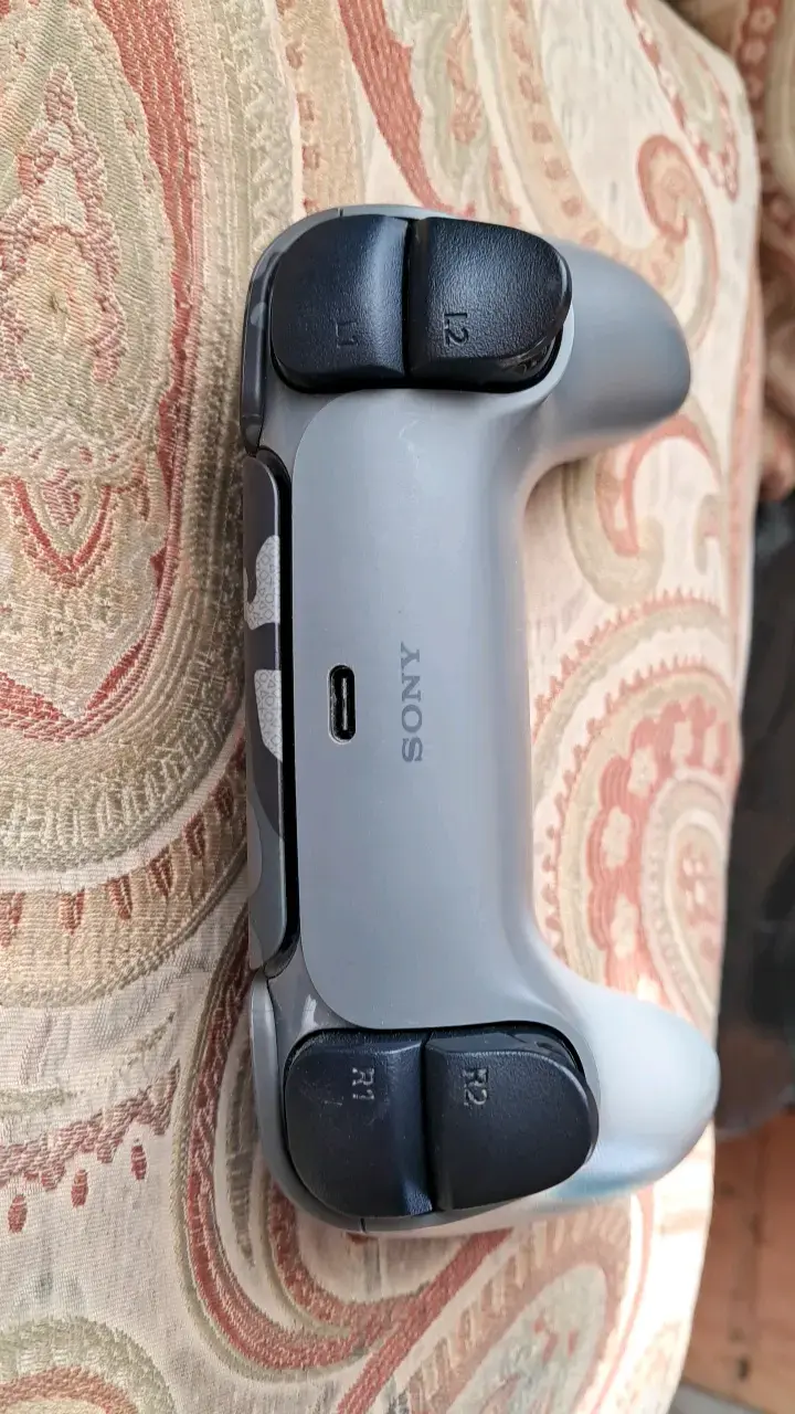 Control inalámbrico camuflado para PlayStation 5 - 3