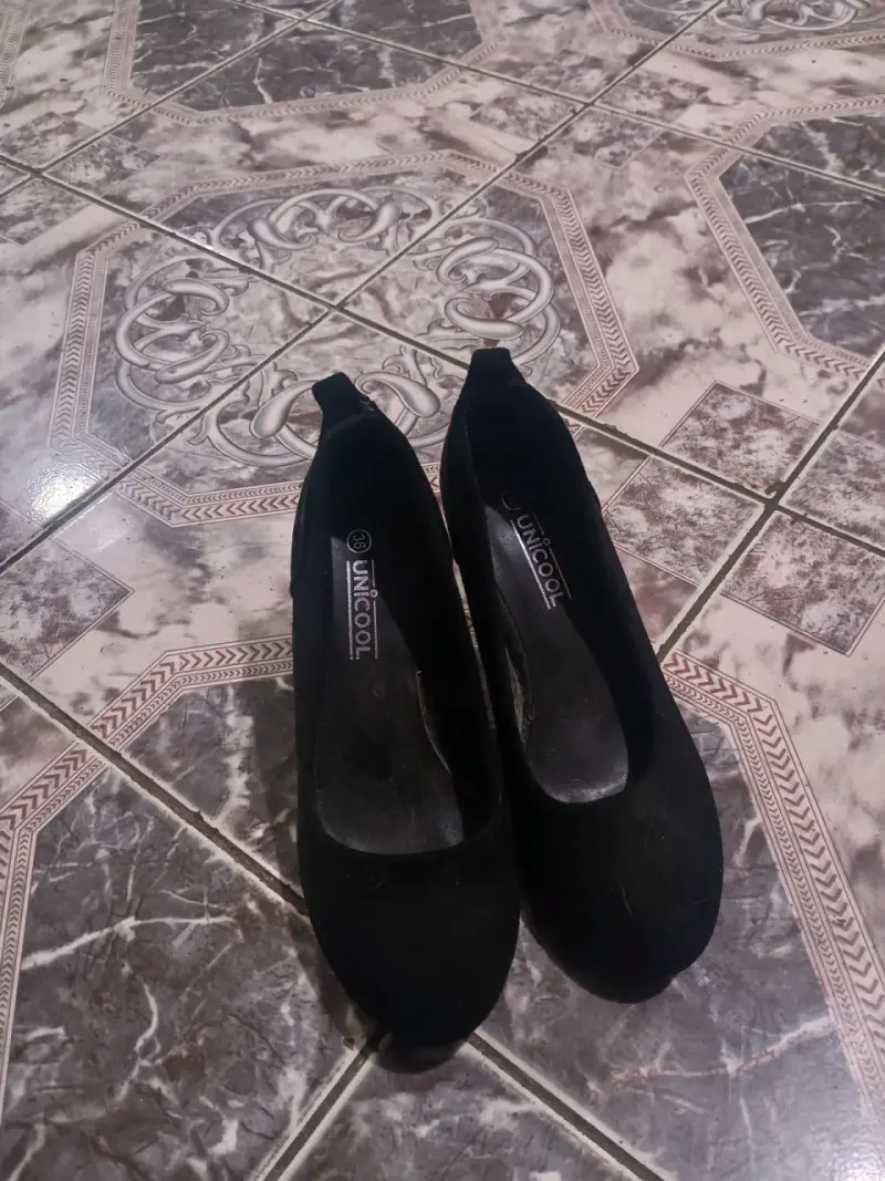 Zapatos de tacón negro elegantes - 2