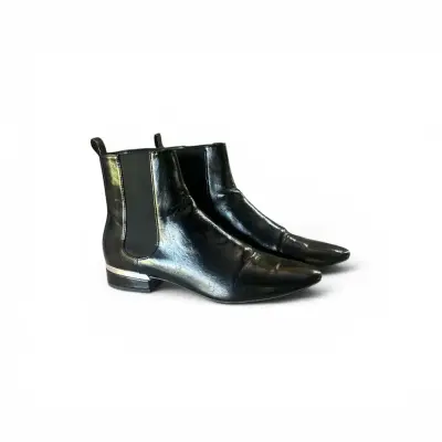 Botines de cuero negro con detalle metálico - miniatura 2