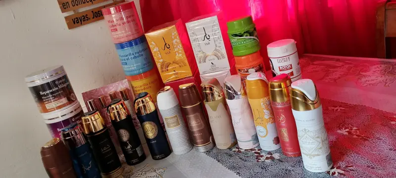 Set de perfumes arabes cremas para cabello hidrat - 7