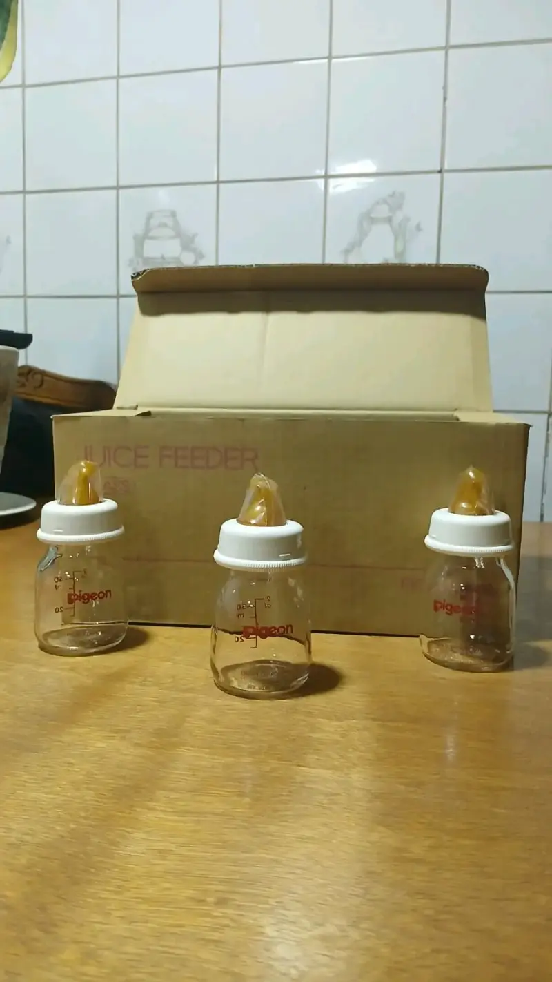 Mamaderas de vidrio Pigeon para bebé - 3