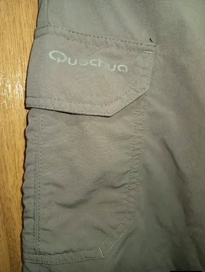 Pantalones Quechua cargo verde oliva para hombre - miniatura 2