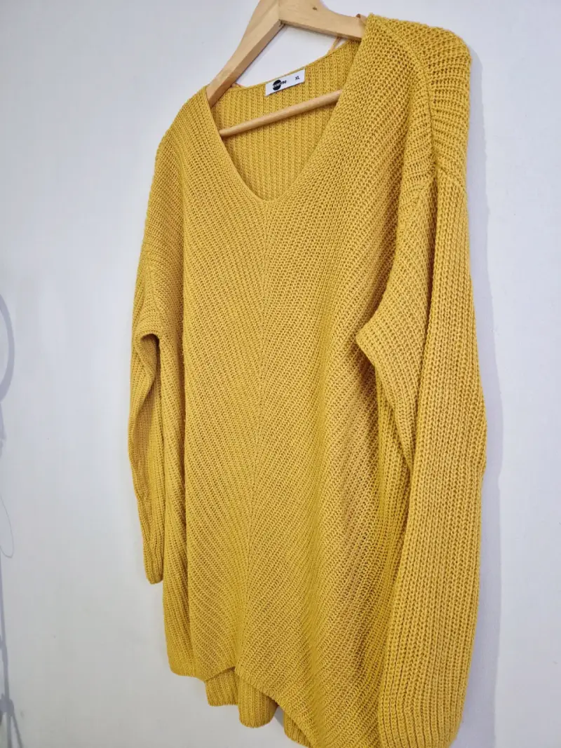 Suéter amarillo de punto grueso talla XL - 2