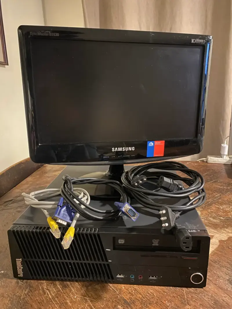 PC IntelPentium 2.90GHz + SSD + Monitor + 6GB RAM - 1