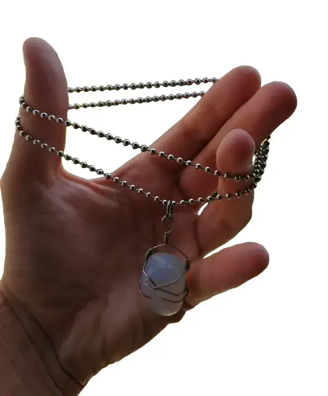 Collar de cadena con colgante de piedra opalina - 3