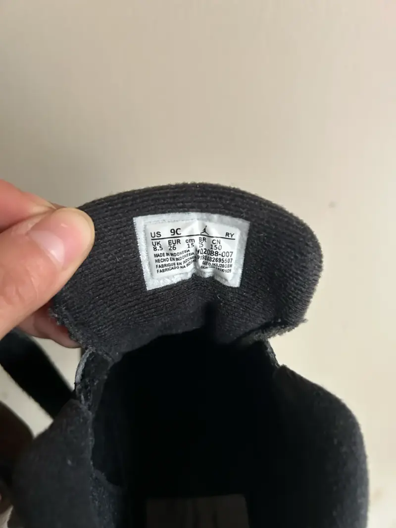 Zapatillas negras Jordan para niños - 5
