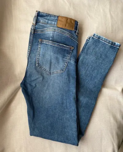 Jeans azul clásico mujer - miniatura 1