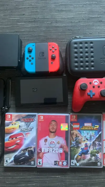 Consola Nintendo Switch con juegos y accesorios - miniatura 2