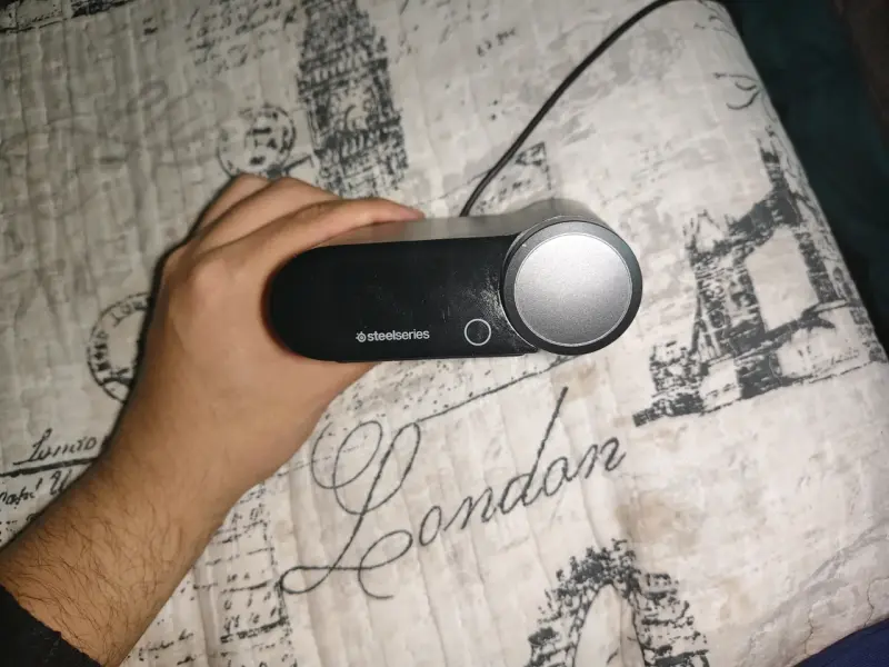 Audífonos Steelseries Nova pro wireless usados - 2