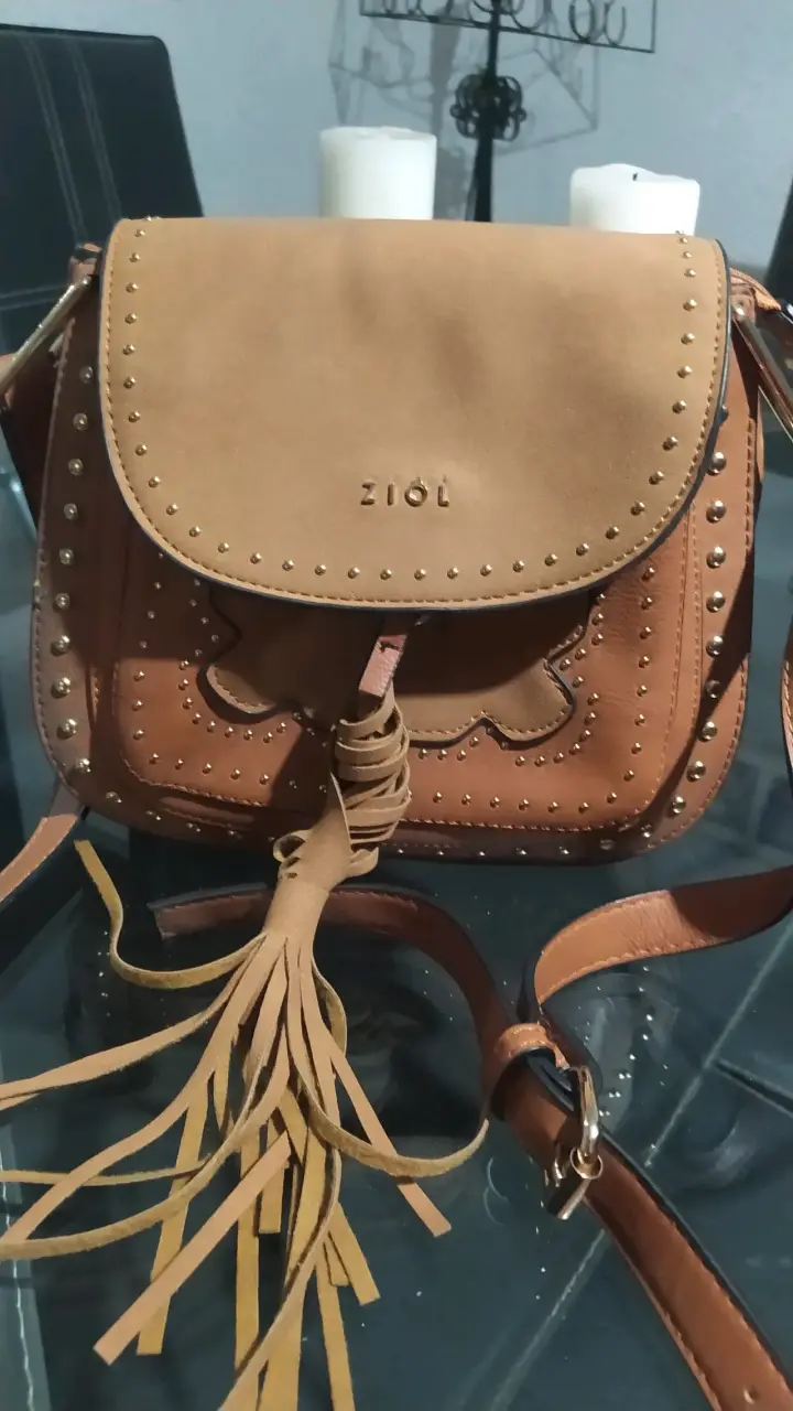 Bolso de mano Kaishilan negro con diseño moderno - 4